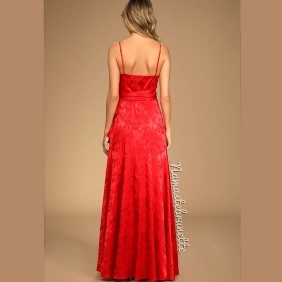 Nwt Lulu's Red Floral Jacquard Satin Wrap Maxi Dress, Formal - Picture 5 of 17